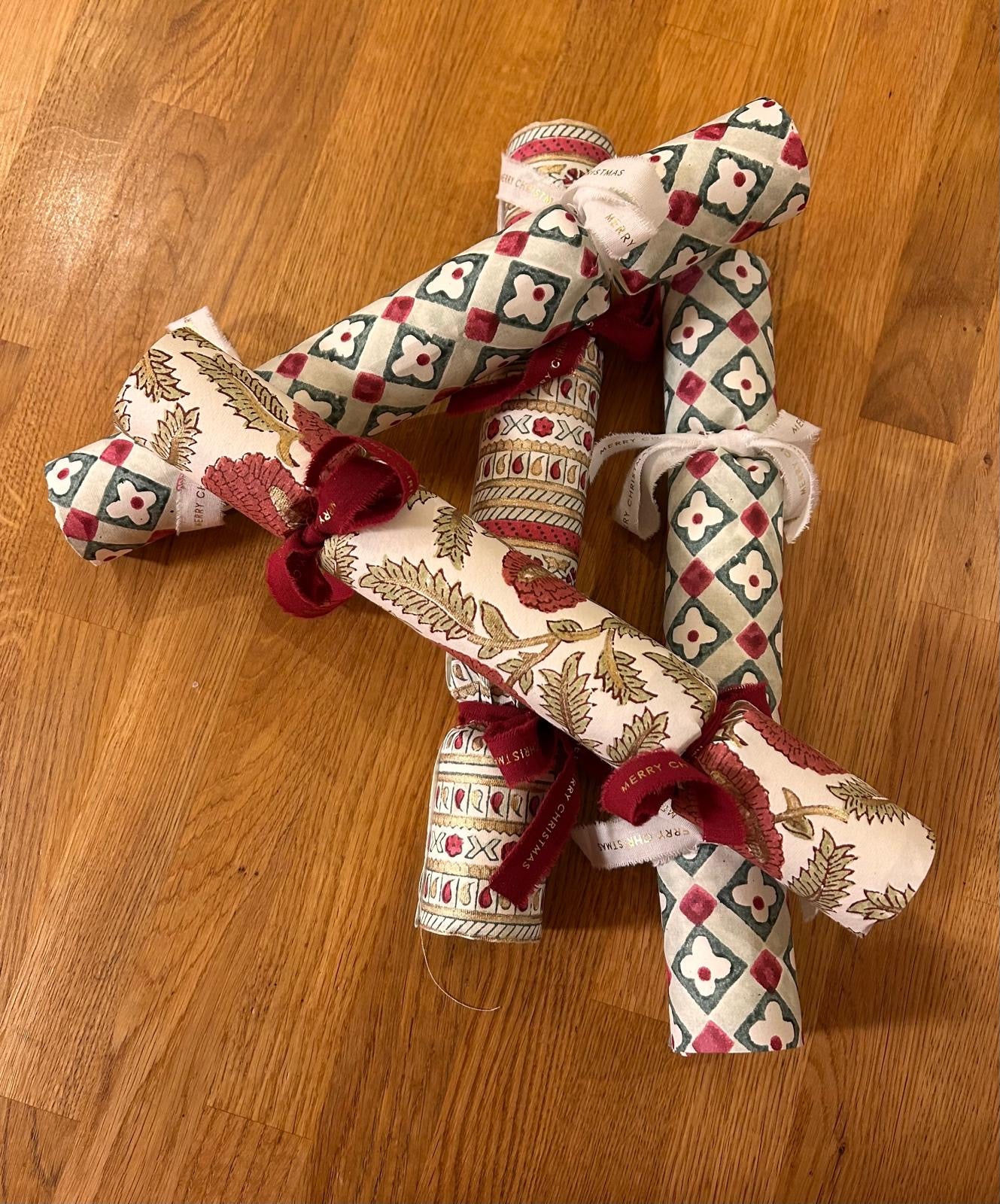 Christmas Cracker Craft Kit