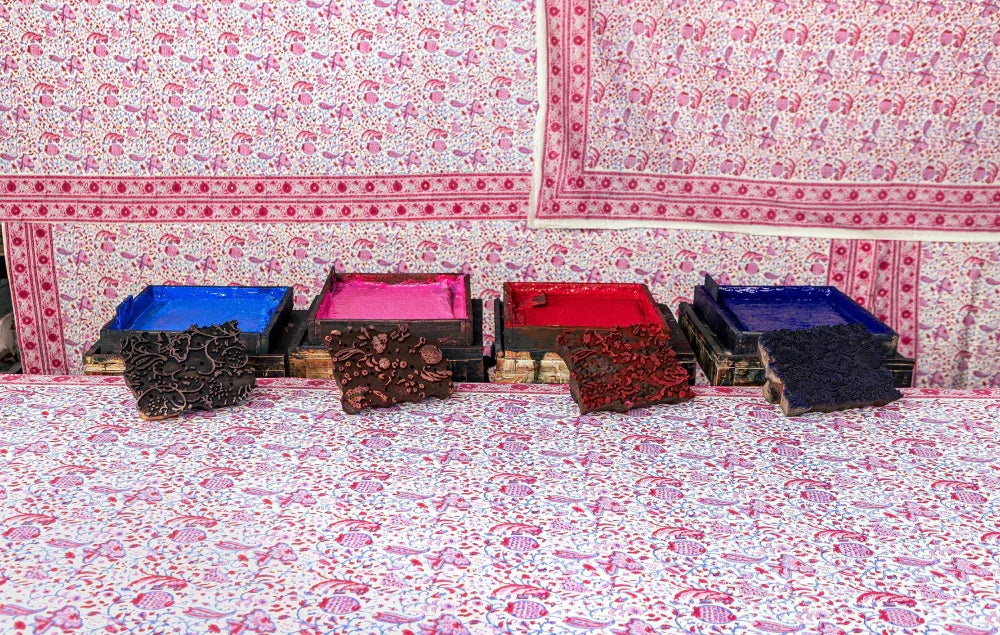 Luxury Quilted Bedspread / Eiderdown - Broad Campden Poppy