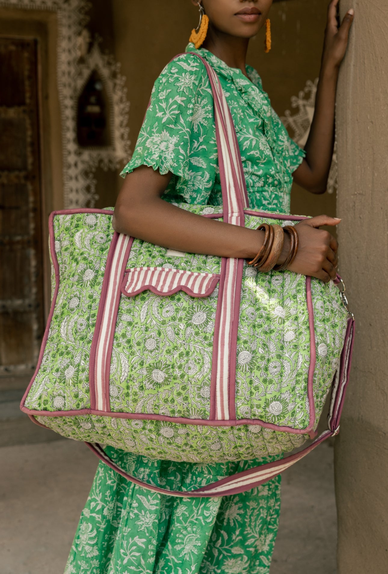 Quilted Weekend Travel Bag - Snowshill Lime
