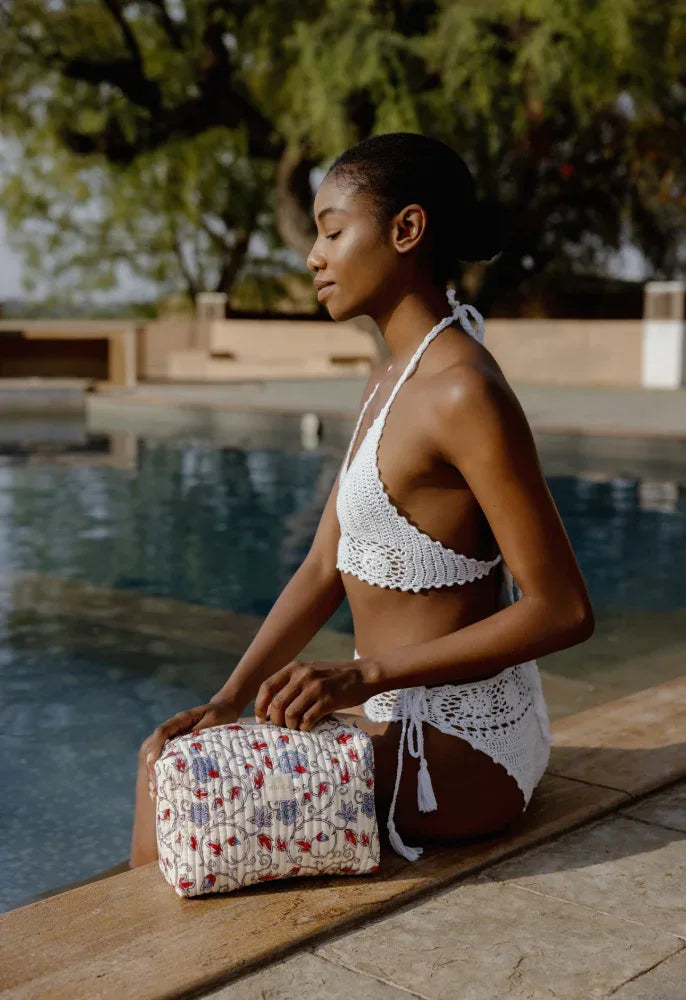 Coneygree Lilac Wash Bag