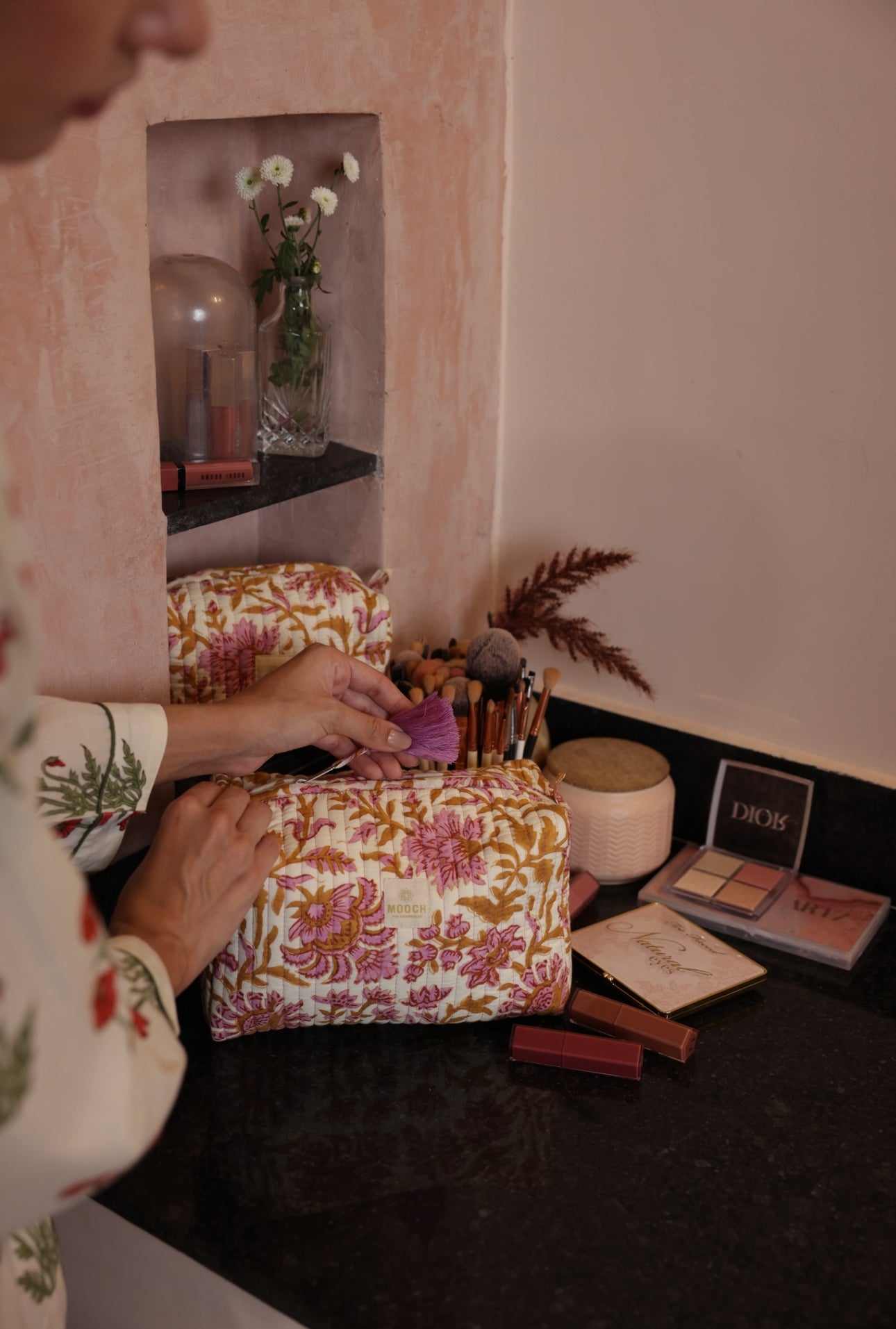 Quilted Wash Bag - Willersey Orchid
