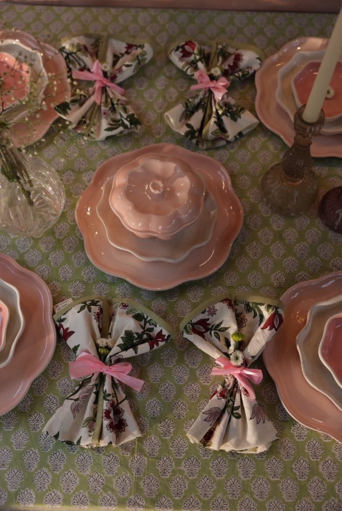 Printed Tablecloth - Paxford Willow