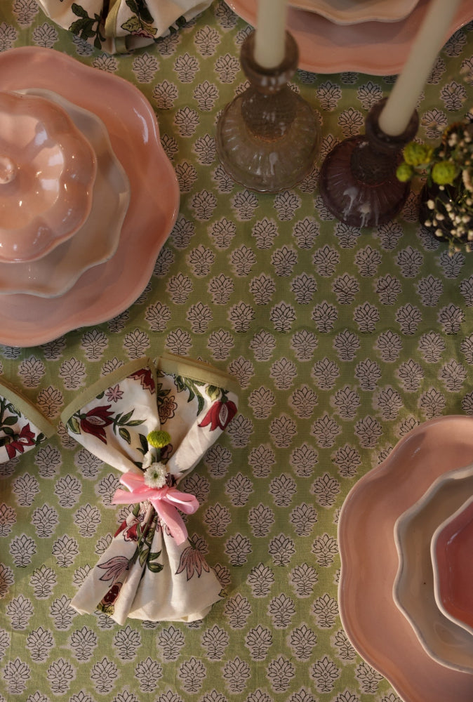 Printed Tablecloth - Paxford Willow