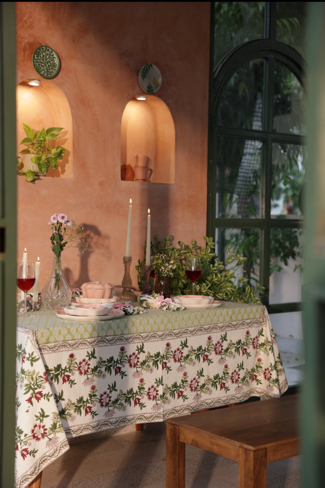 Printed Tablecloth - Paxford Willow