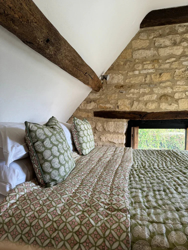 Luxury Quilted Bedspread / Eiderdown - Blockley Sage