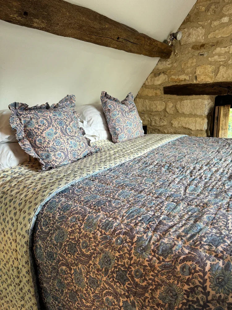 Luxury Quilted Bedspread / Eiderdown - Snowshill Lavender
