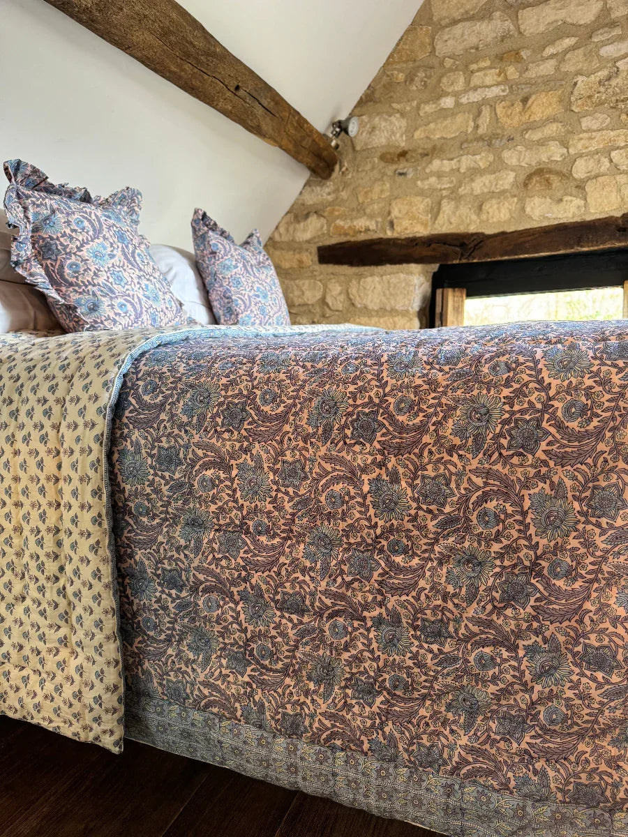 Luxury Quilted Bedspread / Eiderdown - Snowshill Lavender