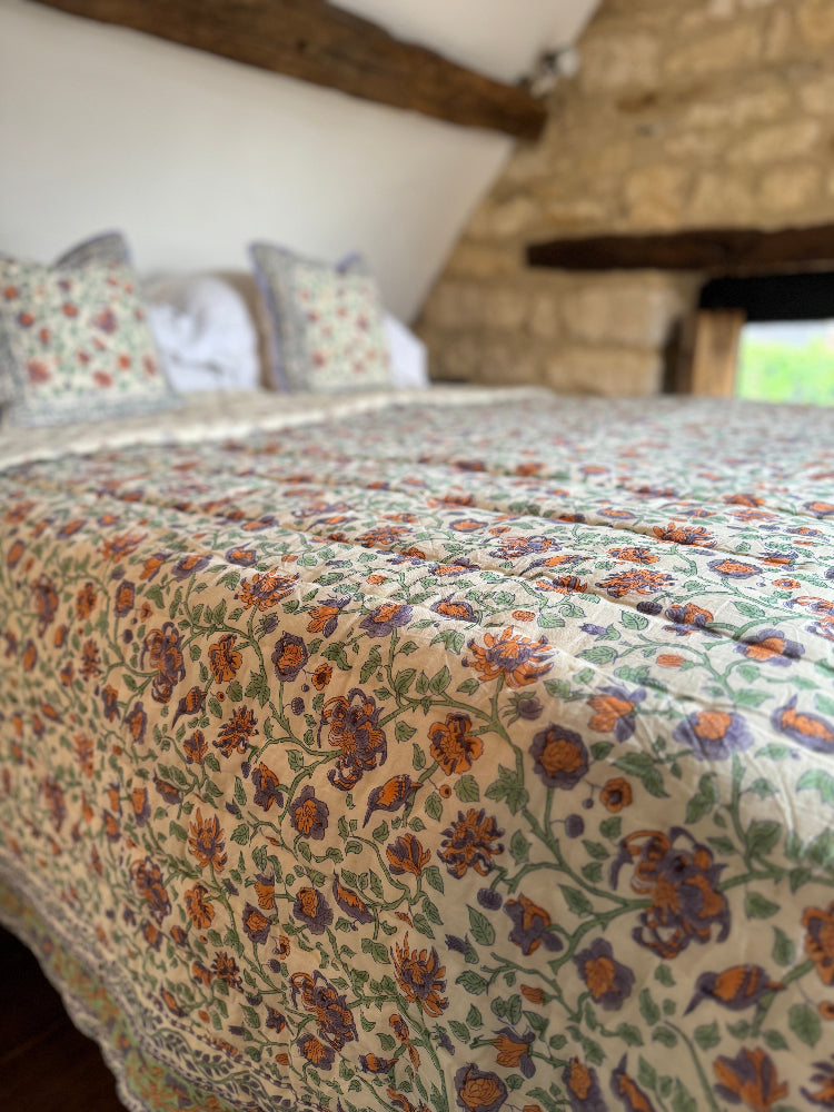 Luxury Quilted Bedspread / Eiderdown - Westington Pistachio
