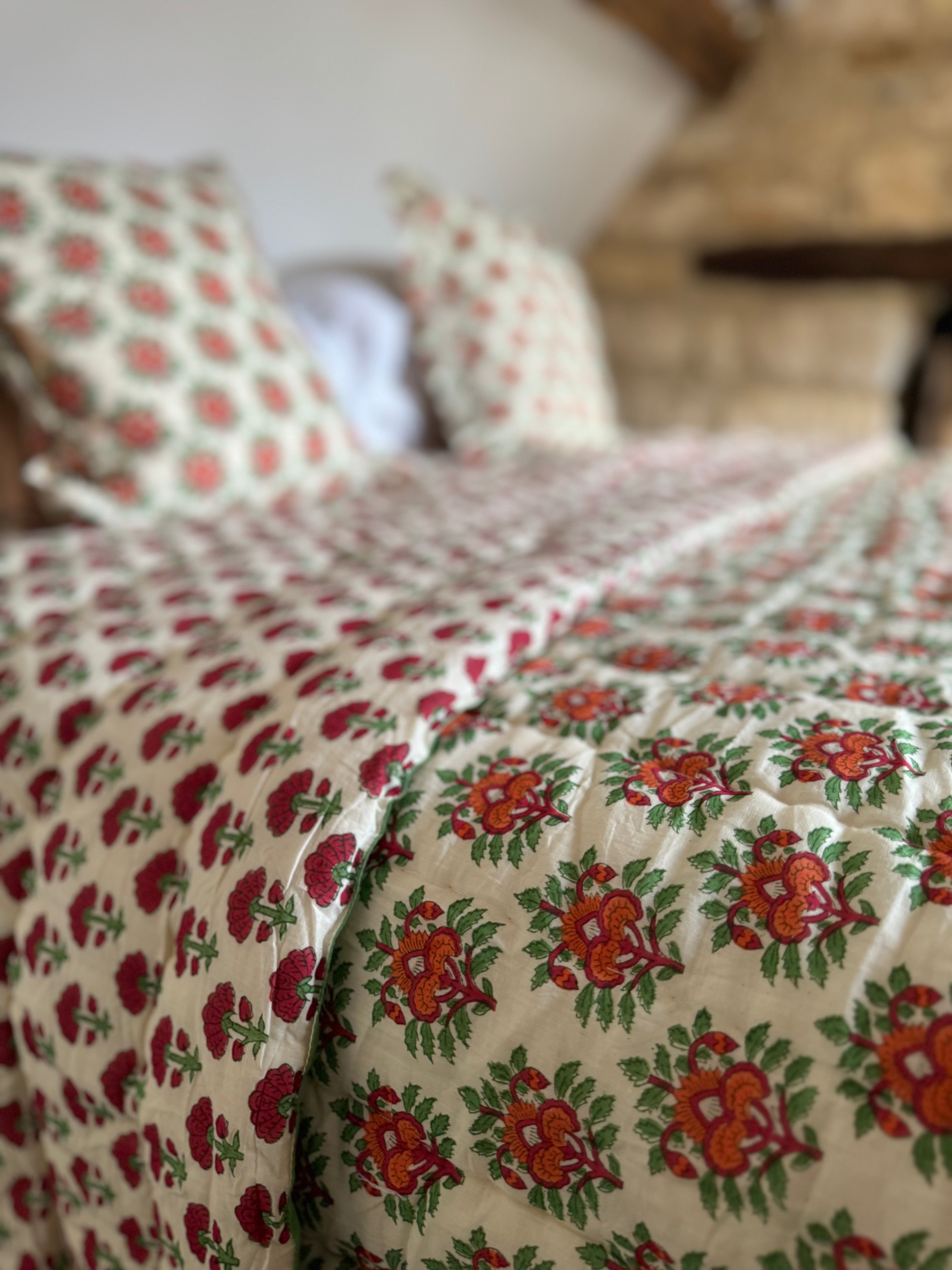 Quilted Bedspread / Eiderdown - Beacon Amber