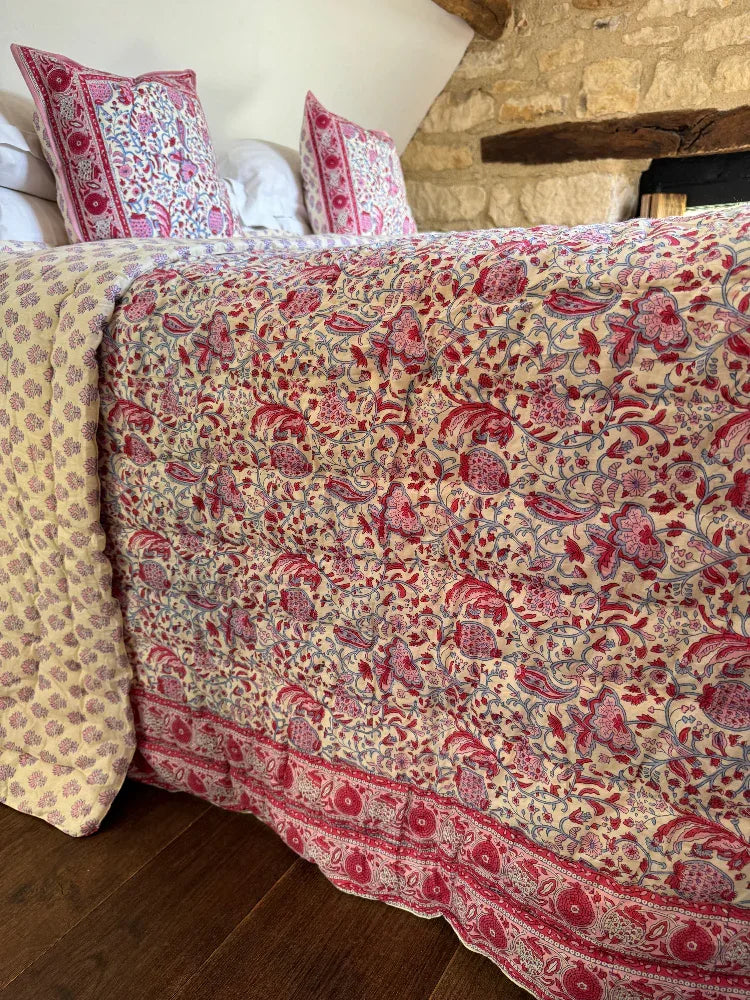 Luxury Quilted Bedspread / Eiderdown - Broad Campden Poppy