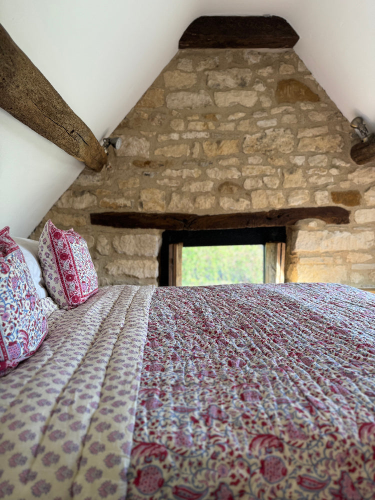 Luxury Quilted Bedspread / Eiderdown - Broad Campden Poppy