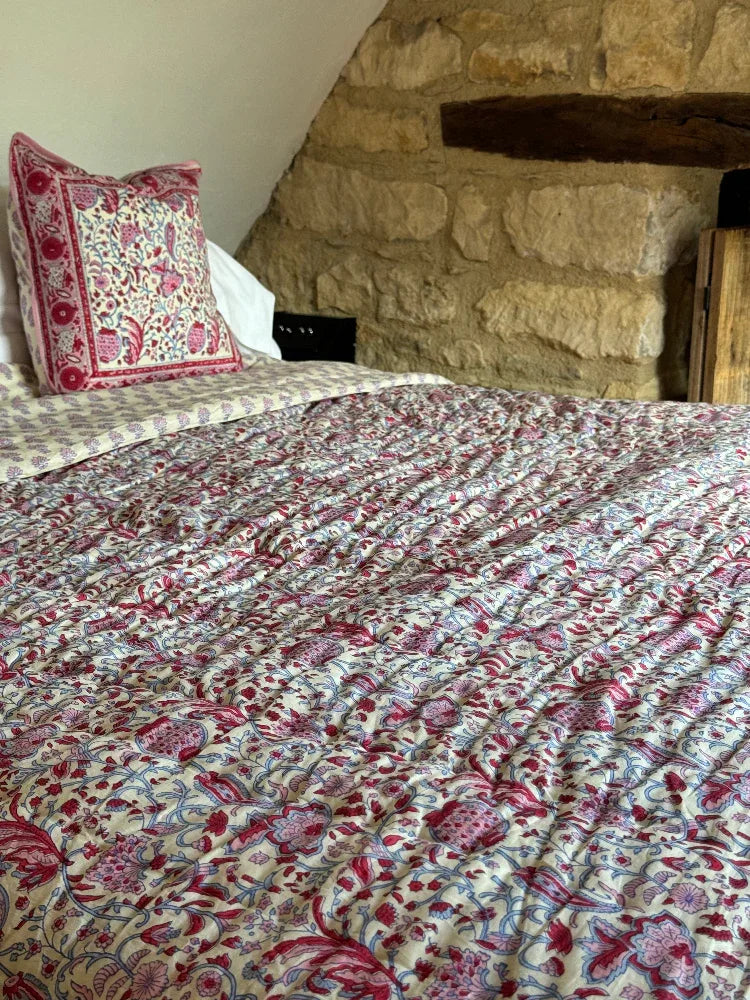 Luxury Quilted Bedspread / Eiderdown - Broad Campden Poppy