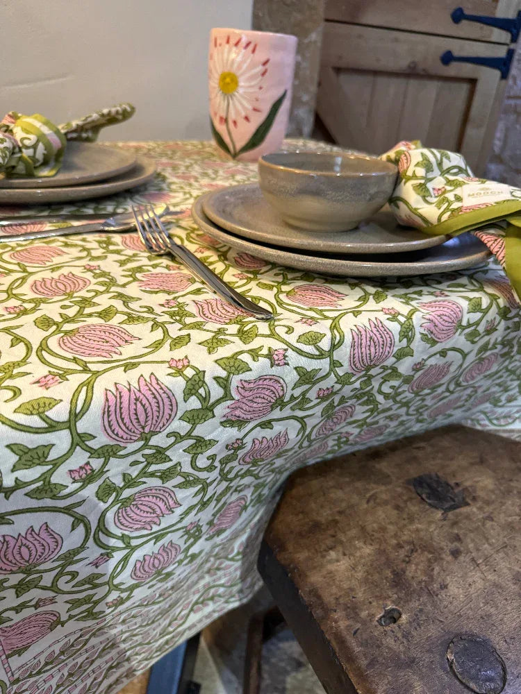 Printed Tablecloth - Broadway Rose