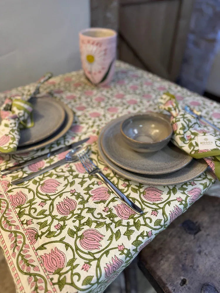 Printed Tablecloth - Broadway Rose