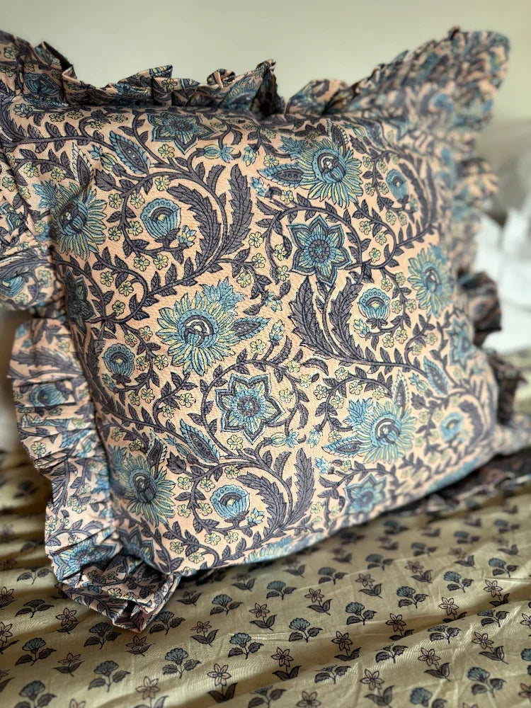 Printed Cushion Cover Ruffle - Snowshill Lavender