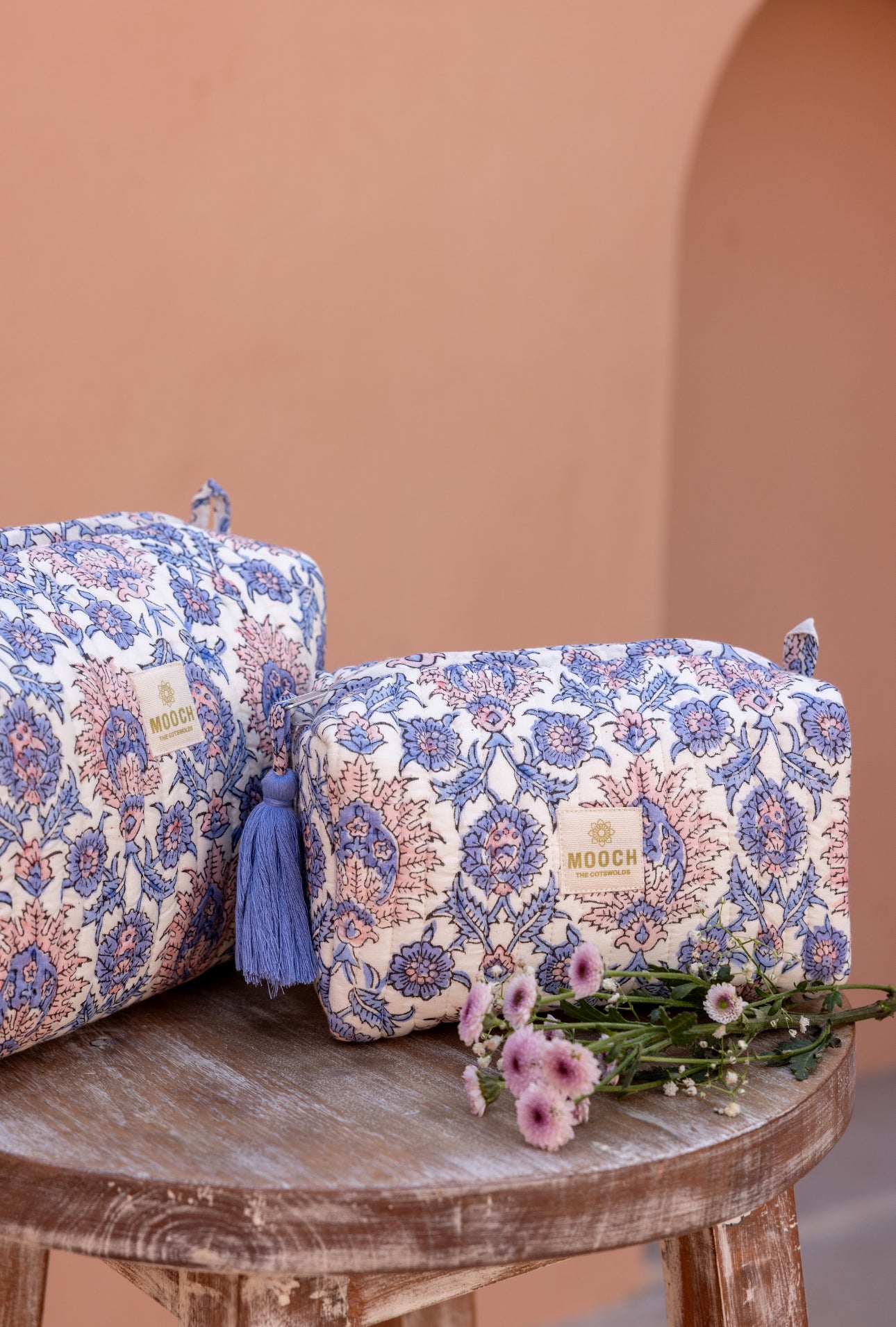 Mona Lavender Cosmetic Bag