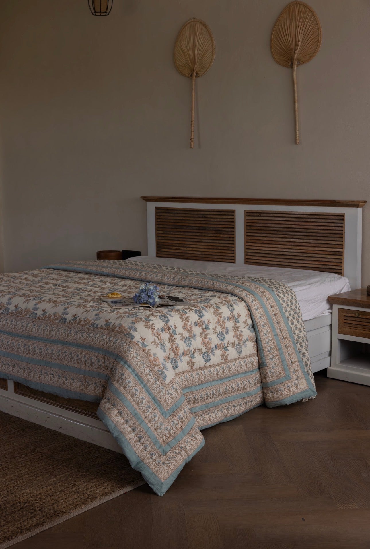 Luxury Quilted Bedspread / Eiderdown - Paxford Mist