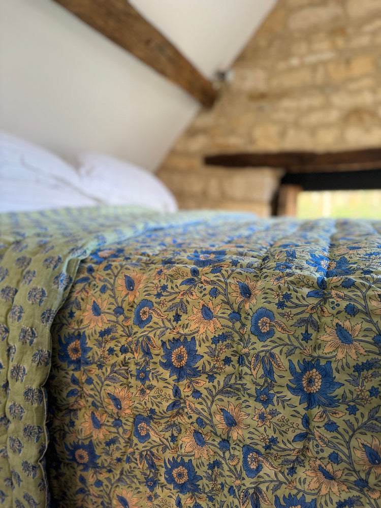 Luxury Quilted Bedspread / Eiderdown - Ebrington Sage