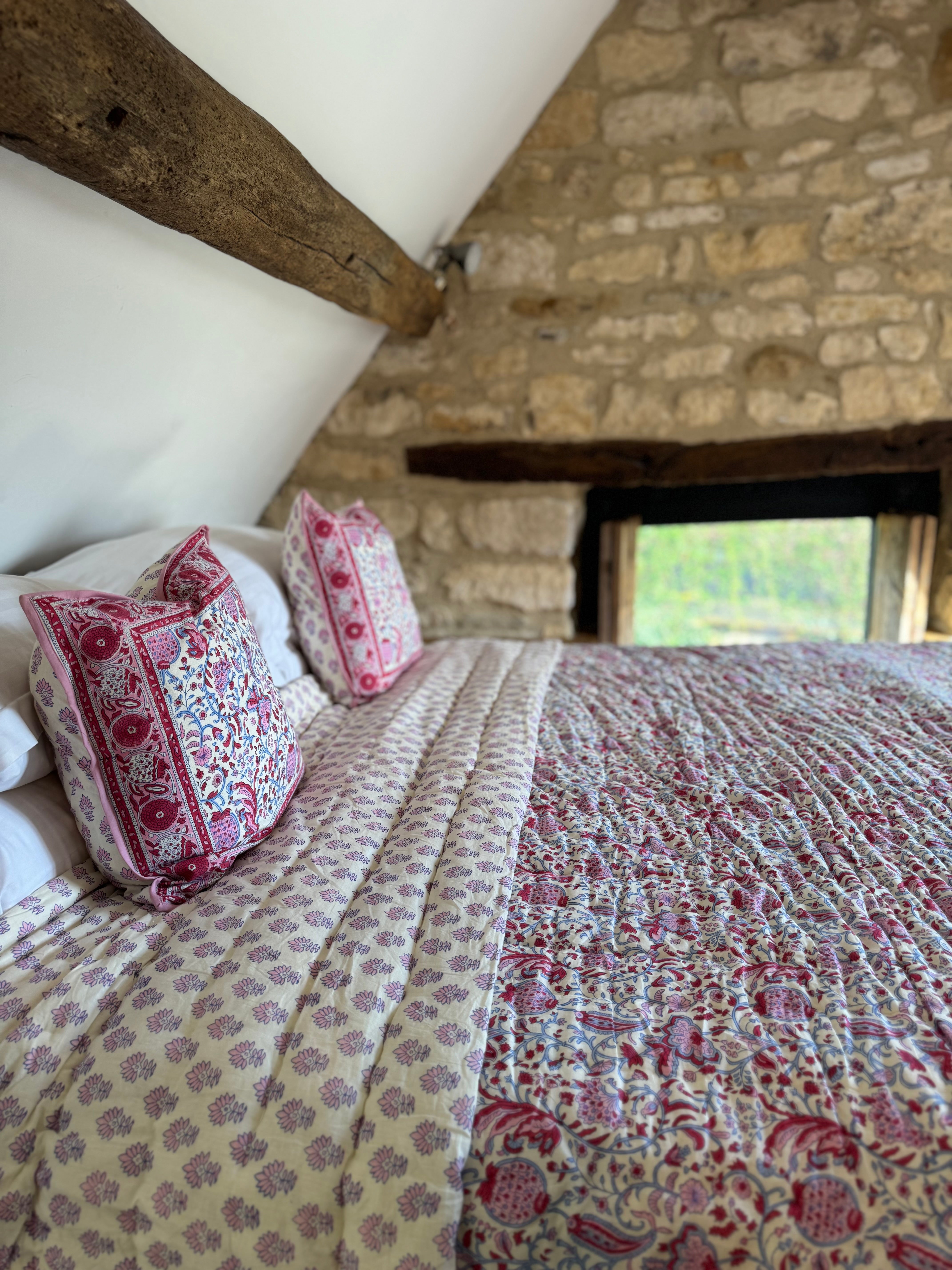 Quilted Bedspread / Eiderdown - Broad Campden Poppy