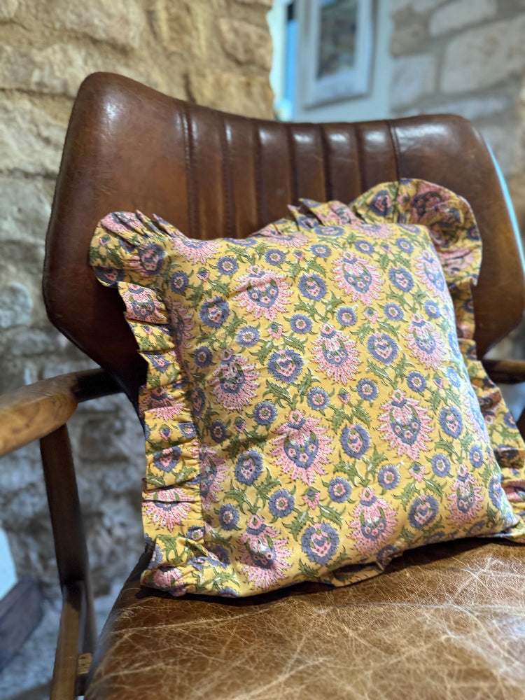 Printed Cushion Cover Ruffle - Mona Jojoba