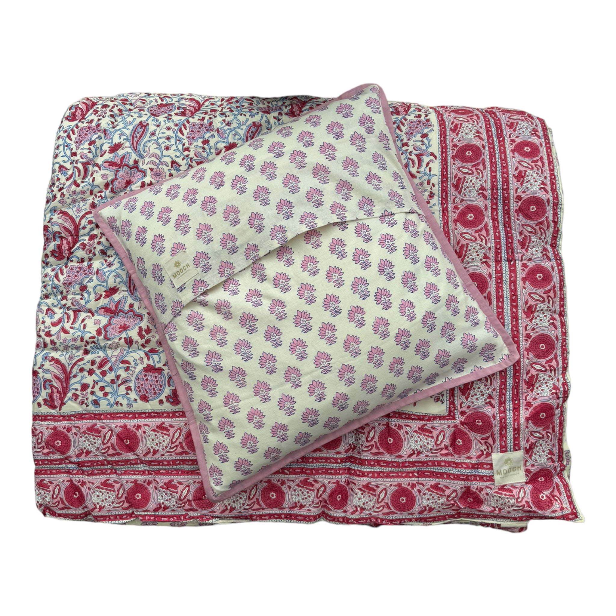 Quilted Bedspread / Eiderdown - Broad Campden Poppy